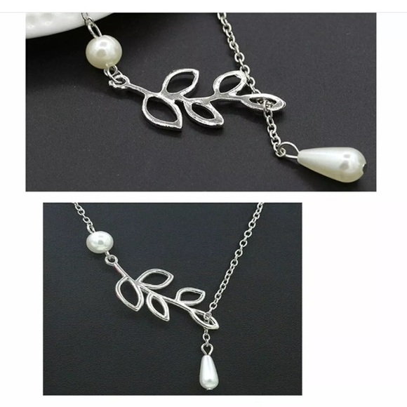 Chic Necklace - Picture 6 of 7